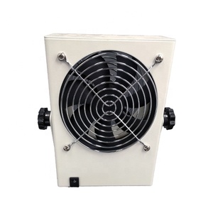 AP-DC2451-001-1 Pequeño Ventilador de Escritorio Antiestático con Ionizador de Descarga Electrostática - Product Image 2