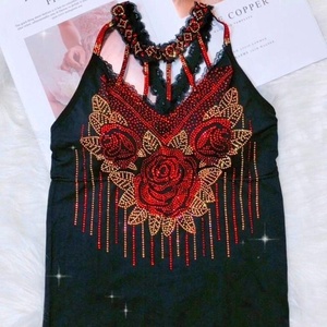 <span class=keywords><strong>Canottiera</strong></span> da <span class=keywords><strong>donna</strong></span> con strass a rosa <span class=keywords><strong>lunga</strong></span> con paillettes lucide in maglia sottile con bretelle da discoteca senza maniche <span class=keywords><strong>canottiera</strong></span> imbottita elegante da festa - Product Image 4