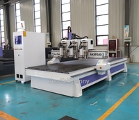 Prix d'usine ACCTEK CNC ROUTER 1325 pour le travail du bois, trois têtes pneumatiques, 4*8 5*10 pieds, routeur CNC pour portes en bois et meubles