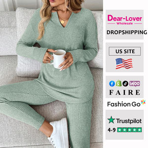 Комплект для дома Dear-Lover: женский трикотажный костюм из двух предметов – леггинсы и топ с V-образным вырезом, однотонный, в рубчик, с длинным рукавом - Product Image 1