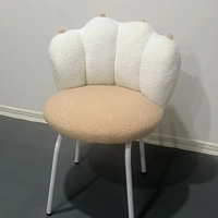 Fauteuil de détente moderne en forme de patte de chat avec dossier en tissu, design durable pour salon et mobilier de maison