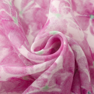 <span class=keywords><strong>Foulard</strong></span> di moda per ragazze con stampa floreale leggero viscosa sciarpa quadrata all'ingrosso della fabbrica di sciarpe per capelli - Product Image 4