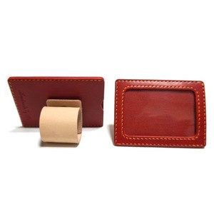 Cadres photo en cuir personnalisés, parfaits pour les meilleurs amis et les couples, cadres photo créatifs rétro rouges. - Product Image 4
