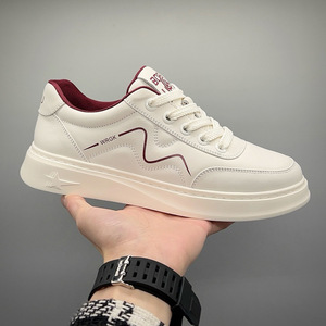 Nouvelles baskets et chaussures de skate décontractées, tendance, polyvalentes, respirantes, à semelles souples et légères - Product Image 2