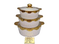 Ensemble de trois marmites à soupe en céramique blanche multifonctionnelles à prix de gros pour dîner et réceptions, idéales pour servir soupes et plats.