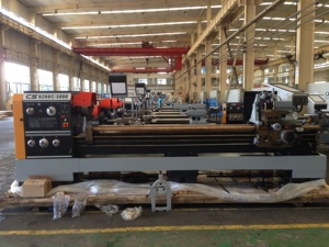 China <span class=keywords><strong>BOCHI</strong></span> CS6266C/2000 Torno manual horizontal Máquina de torno de metal de cama de espacio universal - Product Image 3