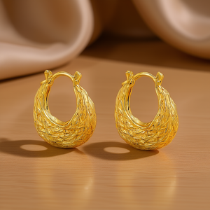 Orecchini a Cerchio in Oro E2607, Gioielli Classici da Donna per Uso Quotidiano - Product Image 2