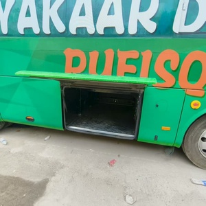 حافلة صغيرة فاخرة من نوع يو تونغ بسعة 31-50 مقعدًا، حافلة ركاب رخيصة للطرق السريعة، بحالة عمل ممتازة، حافلة مستعملة من الدرجة الثانية. - Product Image 3