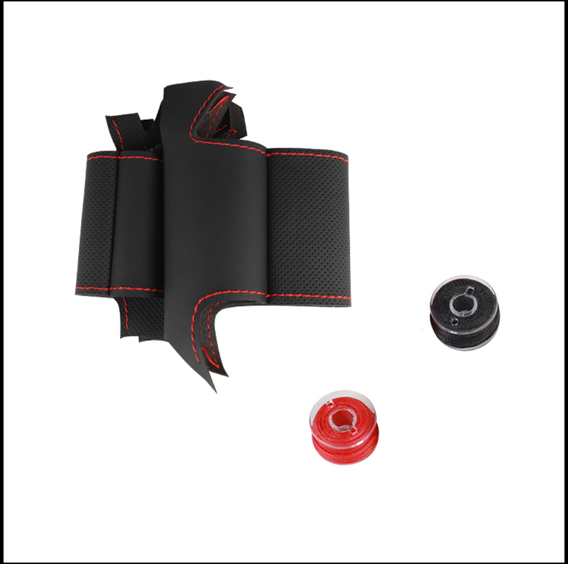 Fil rouge en cuir noir