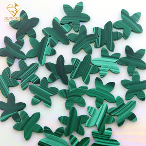 אבן מלאכיט ירוקה טבעית 100% בצורת פרח כוכב, בהתאמה אישית, 12x12x2 מ\\\"מ, אבני חן מלאכיט מעוצבות לתכשיטים - Product Image 1