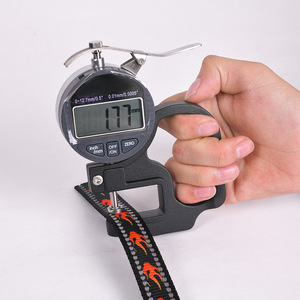 Chất lượng cao 2cm 2.5cm phản chiếu <span class=keywords><strong>Webbing</strong></span> băng phản chiếu để làm cho con chó cổ áo và dây xích, phản chiếu Nylon <span class=keywords><strong>Webbing</strong></span> - Product Image 3