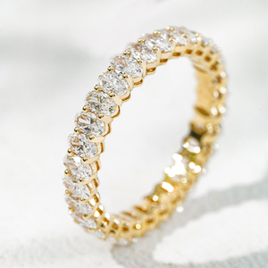 Anillos de banda de diamantes Starsgem, joyería fina, diamante ovalado cultivado en laboratorio de 2.5*3.5mm, anillos de boda de media eternidad en oro de 10K. - Product Image 1