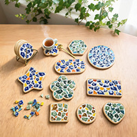 Kit de bricolage en gros pour sous-verres en porcelaine bleue et blanche, ensemble de mosaïque de morceaux de céramique de Jingdezhen pour l'artisanat et l'art fait main