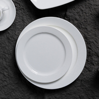 Assiettes de restaurant en porcelaine fine blanche P&T, lot de 10,25 et 8 pouces, assiettes rondes côtelées pour dessert et dîner, pour hôtel, vente en gros