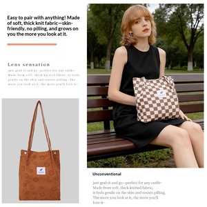 Sac fourre-tout en velours côtelé mignon avec imprimé visage souriant, sac à main esthétique de grande capacité, sac à bandoulière souple vintage pour les voyages et l'école - Product Image 2