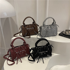 Nuova <span class=keywords><strong>Borsa</strong></span> a <span class=keywords><strong>Tracolla</strong></span> <span class=keywords><strong>Media</strong></span> Retrò di Alta Qualità in Pelle Scamosciata e Poliestere con Cerniera, Casual e Alla Moda per Donne - Product Image 4