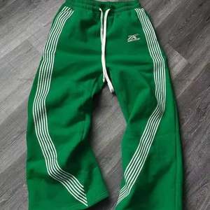 กางเกงกีฬาลำลองทรงหลวมทรงตรงเข้ารูปสำหรับผู้ชายกางเกงแฟชั่นอินเทรนด์และอเนกประสงค์สำหรับใส่ข้างนอก - Product Image 3