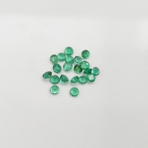 หินมรกตธรรมชาติทรงกลมขนาด 1 มม. ลดราคาพิเศษ - Product Image 1