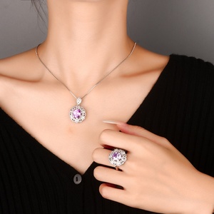 Ensemble de bijoux élégants pour femmes, pendentif clé en cuivre écologique vintage avec zircon rose 9*10mm, plaqué or, spécial mariage - Product Image 6