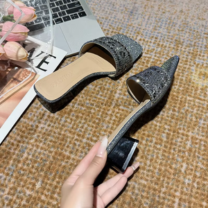 Nouvelles sandales élégantes à talon moyen et bout carré ornées de strass, mode estivale, talon épais pour femmes - Product Image 4