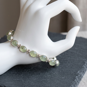 Bracelet jonc tendance pour homme en argent plaqué, style claquant et ajustable, idéal pour les soirées - Product Image 3