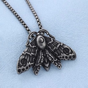 Yunnique – collier avec pendentif papillon en acier inoxydable pour hommes, chaîne de pull gothique, 60cm - Product Image 2