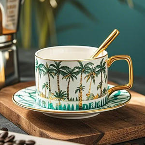 Ensemble de tasses en céramique Vacances à la plage Style océanique Impression hippocampe Palmier de coco Écologique Personnalisable Tasse à thé et à café Design moderne - Product Image 2