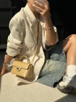 Pochette structurée en cuir véritable brillant exclusif, cadeaux d'entreprise VIP de Dubaï, fournisseurs d'usine de marques personnalisées