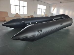 Bateau à rames gonflable léger durable de 6-10m pour 6-10 personnes pliant la conception de PVC pour la dérive stable de lac et de rivière - Product Image 6