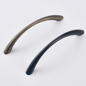 Curved Cabinet Handles 96mm Hole Spacing Bronze <b>Black</b> Zinc Alloy Minimalist Design For Drawer Door Kitchen Cabinet - Product Image 1