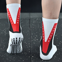 Chaussettes de football antidérapantes personnalisées en gros pour usine OEM, chaussettes de sport unisexe à grip, chaussettes de football antidérapantes