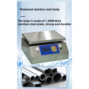 Machine de remplissage quantitative semi-automatique Yunqingtech pour huiles comestibles, huiles moteur, huiles lubrifiantes, etc. - Product Image 2