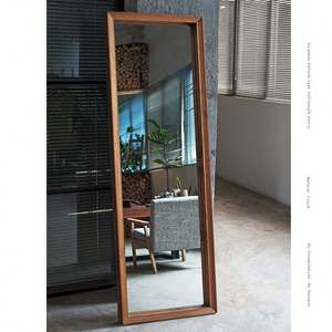 Miroir de toilette mural en bois massif personnalisable de style nordique rétro haut de gamme tendance 2025 pour salle de bain - Product Image 3