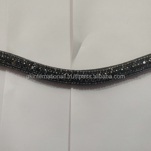 Bandes en cuir noir en forme de vague, 5 rangées de cristaux noirs, fait à la main, design personnalisé, strass, vente en gros - Product Image 1