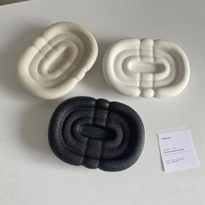 Modern Ins Art Style <strong>Ceramic</strong> <strong>Jewelry</strong> Tray Wholesale Desktop Storage <strong>Box</strong> for Rings Necklaces for Porch Dressing Table Home Use - Product Image 4
