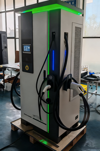 Stazione di ricarica DC EV Sixpence Three-Gun 120-360kW 1000VDC a pavimento con CCS1/CCS2/<span class=keywords><strong>GBT</strong></span>/Chademo OCPP1.6J, nuovo cavo da 5M, 12 mesi di garanzia - Product Image 5