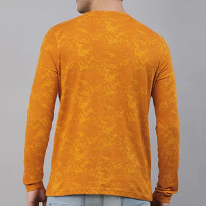 Camiseta Unisex Naranja de Manga Corta - 100% Poliéster, Cuello Alto, Tejido Formal Oversize, 32 Hilos, 4.2 Oz - Product Image 3