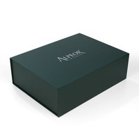 Nouvelle boîte cadeau pliable en carton rigide magnétique avec grand logo personnalisé, gaufrage, revêtement UV, emballage de luxe recyclable