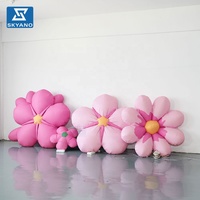 Combinaison de fleurs gonflables roses pour la décoration extérieure des centres commerciaux et des marchés