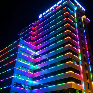 OUDE Vente en gros Bande lumineuse néon intelligente contrôlée par application 12V IP65 Étanche Kit complet pour salle de jeux Décoration de Noël 50 mètres par boîte - Product Image 4