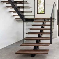 CBMMart Conception haut de gamme Main courante Garde-corps Escaliers en bois de chêne blanc massif Escalier à limon simple en acier au carbone