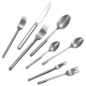 Ensemble de couverts en acier inoxydable, couteau, fourchette, cuillère, design minimaliste, résistant à la rouille, couverts de camping, argenterie - Product Image 1