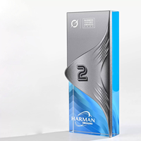 Trophée haut de gamme pour récompense personnalisée en cristal et métal pour employés, idéal pour les réunions annuelles d'entreprise et les événements créatifs.