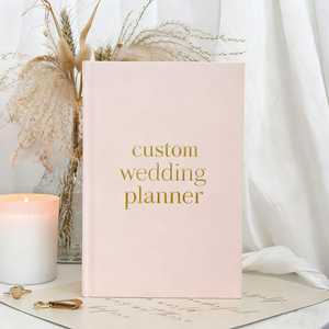 Libro y organizador de Planificador de bodas rosa personalizado, carpeta de lino, regalo de compromiso para parejas recién comprometidas, futuras novias, novios - Product Image 3