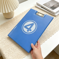 Papeterie de bureau, produits d'organisation et d'archivage format A4, dossier pliable avec clip