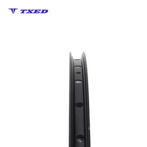 <span class=keywords><strong>Jante</strong></span> de vélo en alliage à double paroi de haute qualité 700Cx13Gx36H avec frein V et ligne de sécurité <span class=keywords><strong>Tubeless</strong></span> Ready - Product Image 4