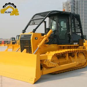 Bulldozer d'ingénierie 160 CV, type forestier, adapté aux sites forestiers - Product Image 1