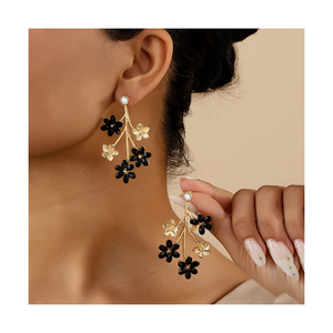 Pendientes colgantes de racimos de flores de forma ramificada con textura de Metal, nuevo diseño, Pendientes colgantes de árbol de flor de piedra negra a la moda - Product Image 1