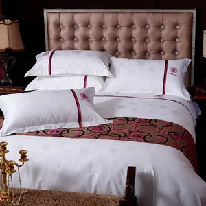 Полный комплект постельного белья для гостиниц от западных поставщиков