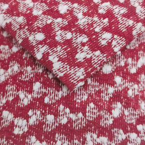 חוט צ'ניל בעל תחושה של שכבות ומרקם, עם איכות דמוית טוויד ודוגמאות גיאומטריות 7% ניילון 34% טנסל 59% פוליאסטר - Product Image 1